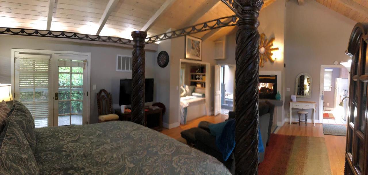 カリストガ フットヒル ハウス Bed & Breakfast エクステリア 写真