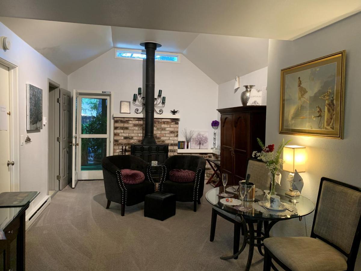 カリストガ フットヒル ハウス Bed & Breakfast エクステリア 写真