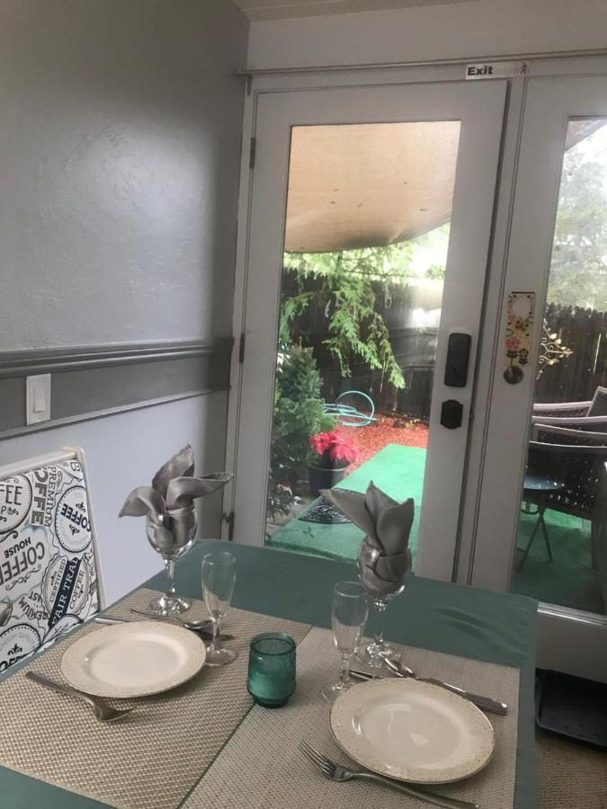 カリストガ フットヒル ハウス Bed & Breakfast エクステリア 写真
